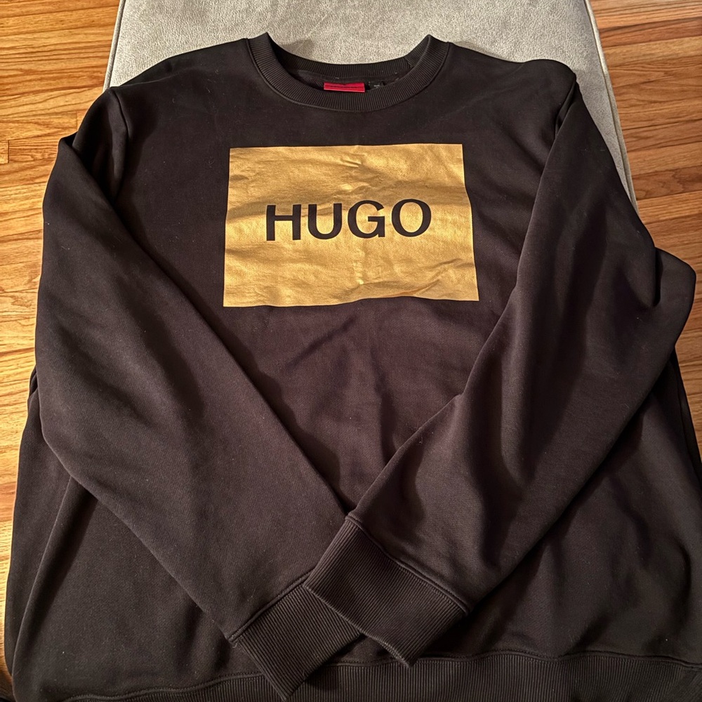 HUGO Men's Sweater in Black with Gold Accent